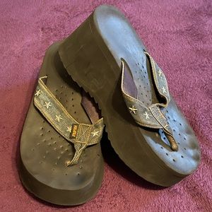 Vintage Volatile Platform Sandals